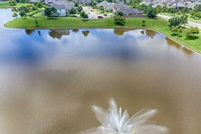 $3,100 | 2104 Pearl Bay Court, Pearland, TX 77584