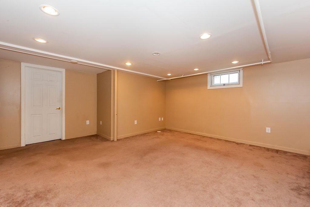 76 Maple Street Rochester, NH 03867 - Photo 37 of 40 Gallery Image 37