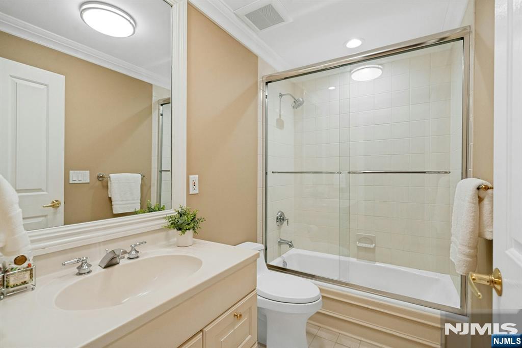 205 Bearwoods Road Park Ridge, NJ 07656 - Photo 20 of 40 Gallery Image 20