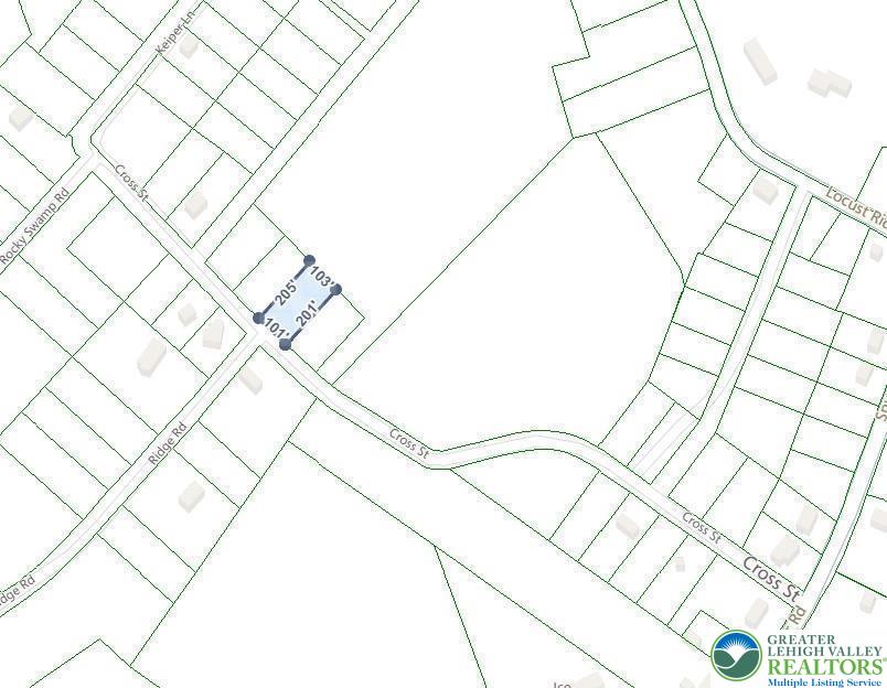 168 Cross Street, Unit 3 Pocono Lake, PA 18347 - Photo 4 of 7 a picture of white wall