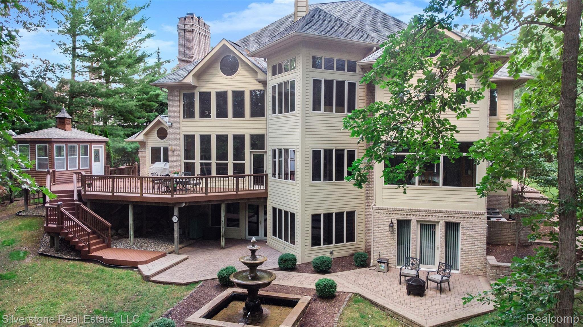 1913 Arthurs Way Rochester, MI 48306 - Photo 56 of 61 DJI_0191.jpg