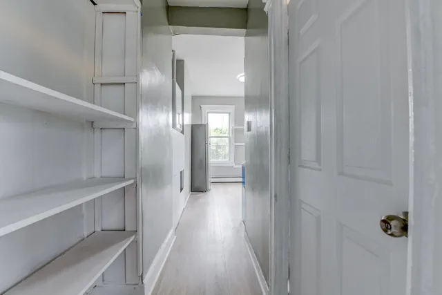 $1,995 | 200 Nunda Avenue, Unit 3R, Jersey City, NJ 07306