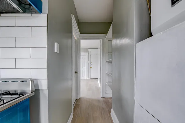 $1,995 | 200 Nunda Avenue, Unit 3R, Jersey City, NJ 07306