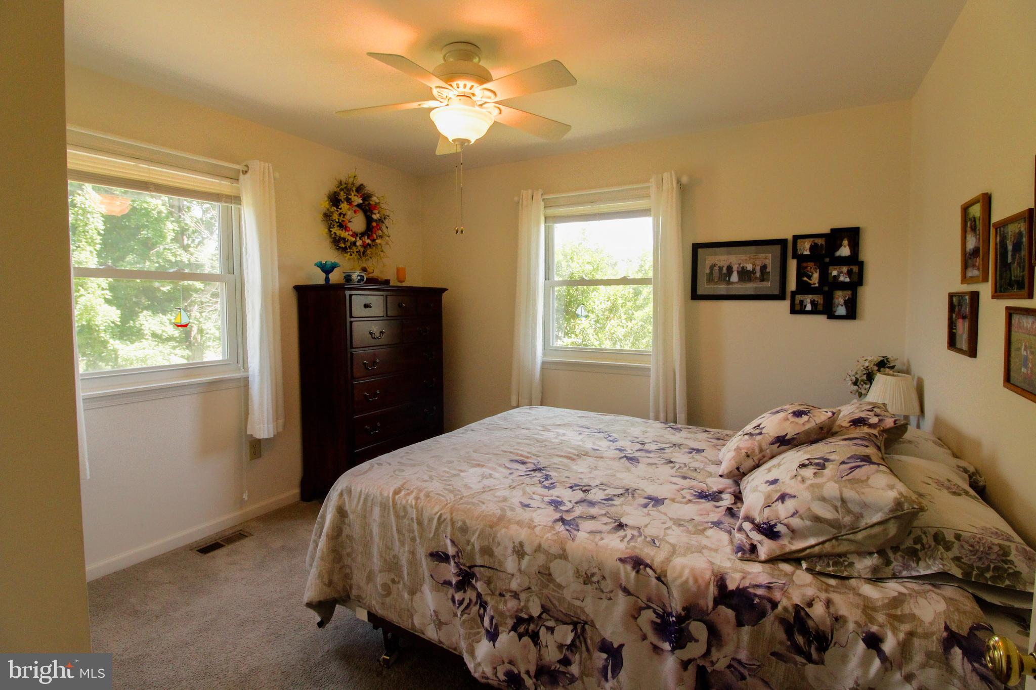 4250 Palmyra Church Road Edinburg, VA 22824 - Photo 12 of 24 1st bedroom