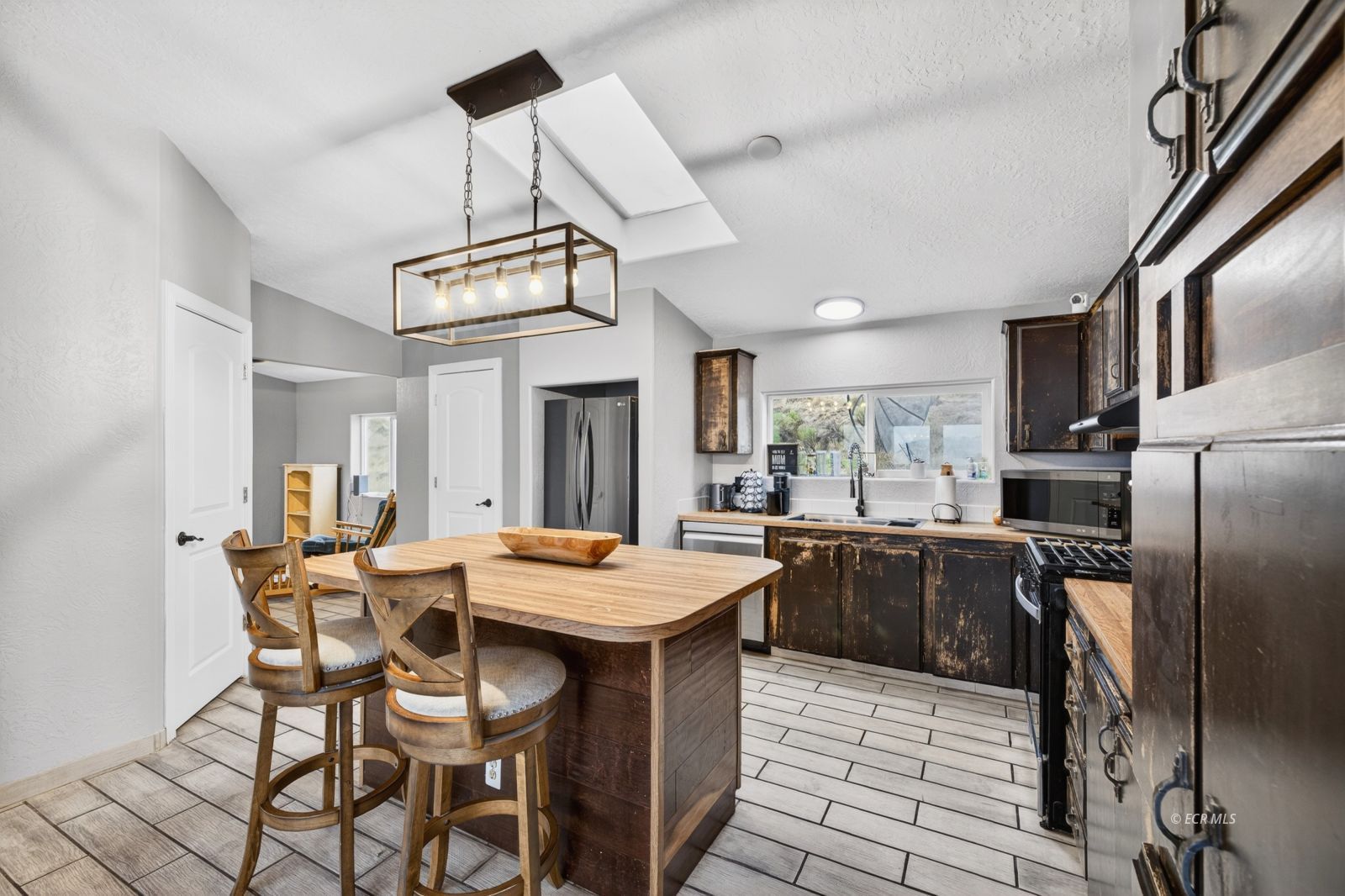 538 Spring Valley Parkway Spring Creek, NV 89815 - Photo 18 of 44