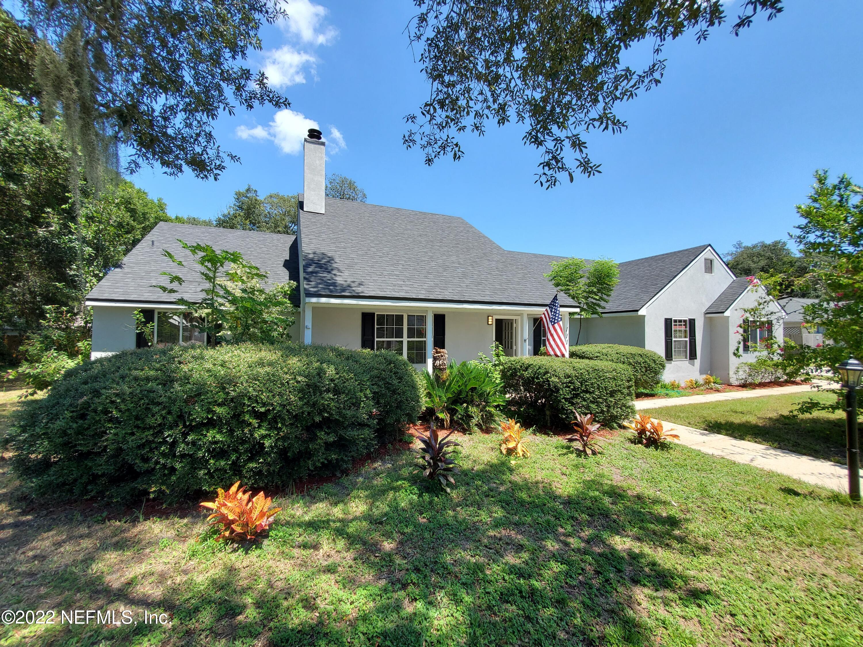 111 Nautilus Road St. Augustine, FL 32086 - Photo 1 of 35 a front view of a house with a yard