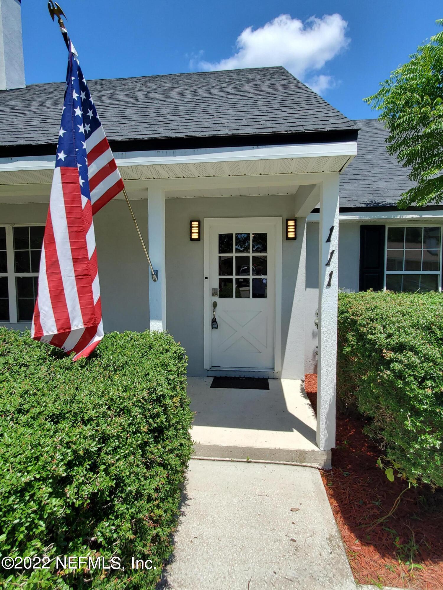 111 Nautilus Road St. Augustine, FL 32086 - Photo 5 of 35 a front view of house with yard