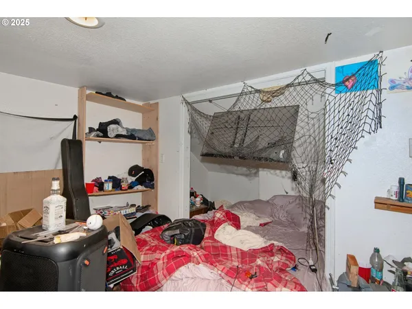 $160,000 | 3964 Clinton Avenue, Klamath Falls, OR 97603