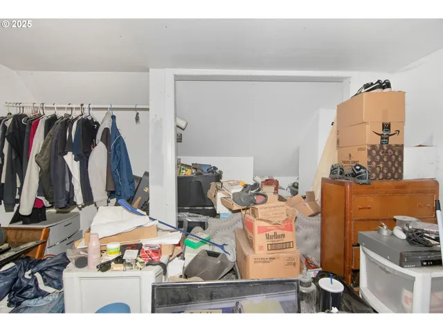 $160,000 | 3964 Clinton Avenue, Klamath Falls, OR 97603