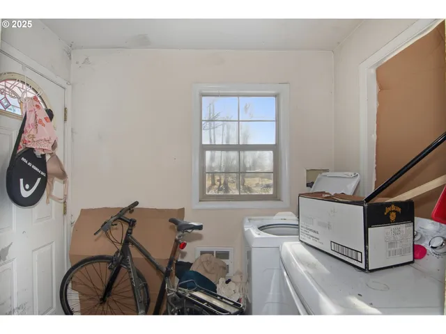 $160,000 | 3964 Clinton Avenue, Klamath Falls, OR 97603