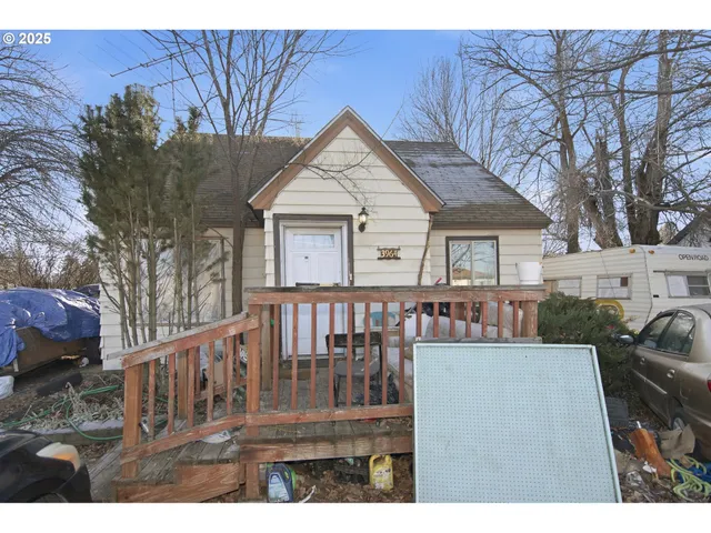 $160,000 | 3964 Clinton Avenue, Klamath Falls, OR 97603