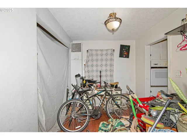 $160,000 | 3964 Clinton Avenue, Klamath Falls, OR 97603