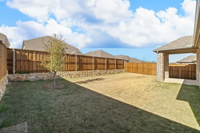 $2,995 | 2441 Glacier Ridge, Corinth, TX 76210