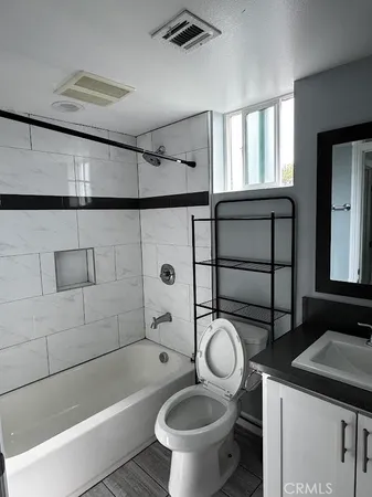 $3,100 | 433 1/2 East 30th Street, Los Angeles, CA 90011