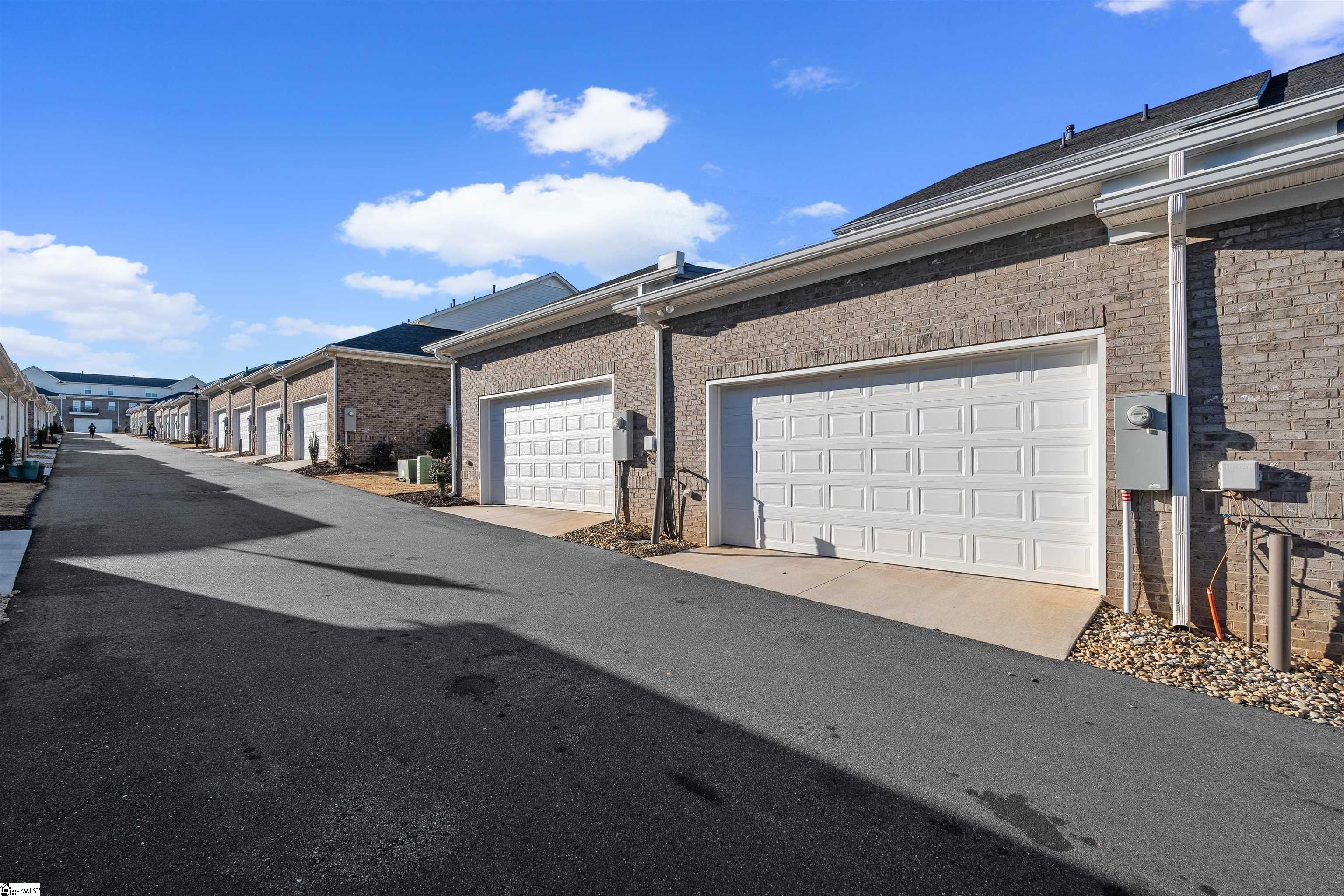 132 Danvers Road Greenville, SC 29607 - Photo 6 of 35