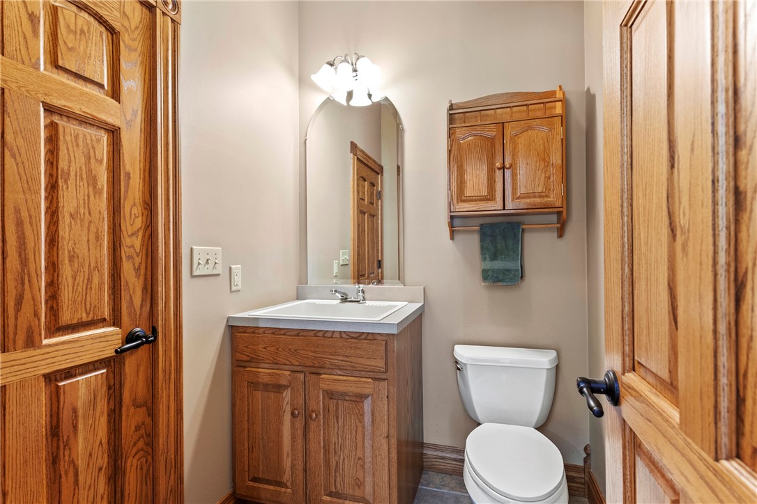 2389 Lincoln Hwy Road Charleston, IL 61920 - Photo 29 of 48