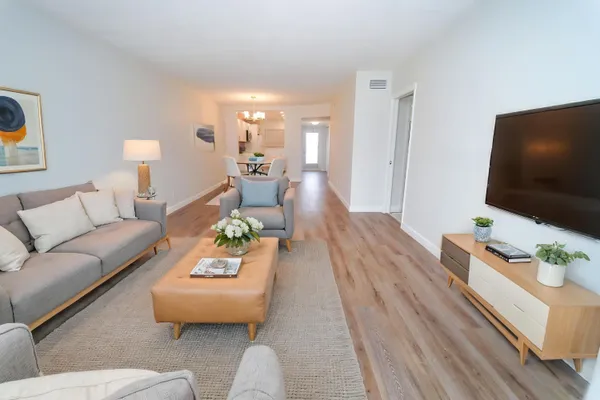 $2,000 | 2660 Southwest 22nd Avenue, Unit 1203, Delray Beach, FL 33445