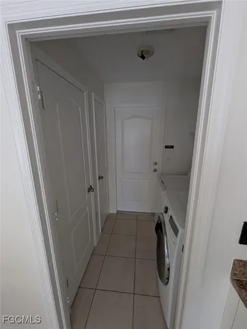 a view of utility room