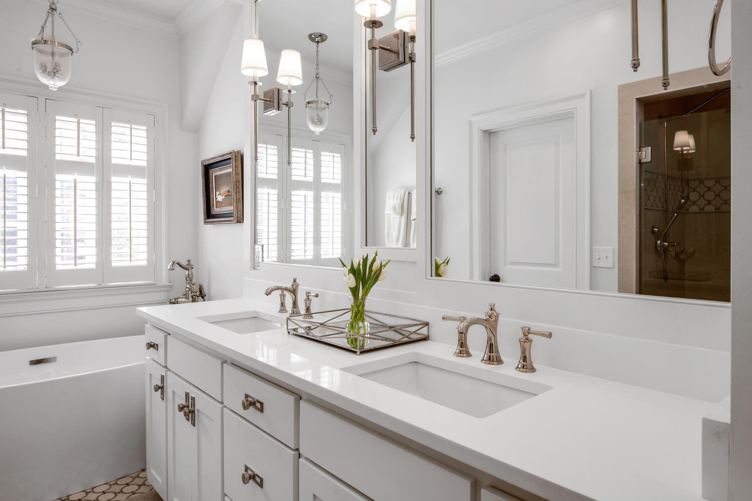 4018 Valley Road Nashville, TN 37205 - Photo 19 of 39 a bathroom with a sink and a mirror