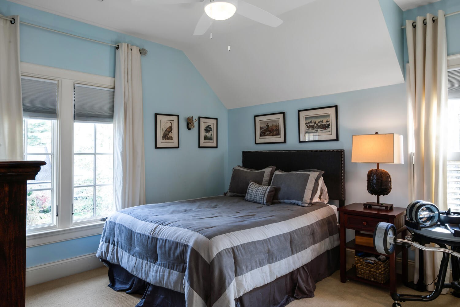 4018 Valley Road Nashville, TN 37205 - Photo 29 of 39 a bedroom with a bed and two windows