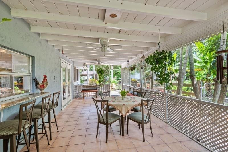 10782 58th Road South Lake Worth, FL 33449 - Photo 16 of 36 Screened-in Patio