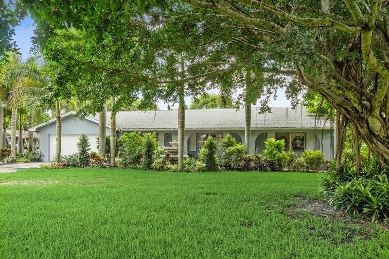 10782 58th Road South Lake Worth, FL 33449 - Photo 2 of 36 Photo 2