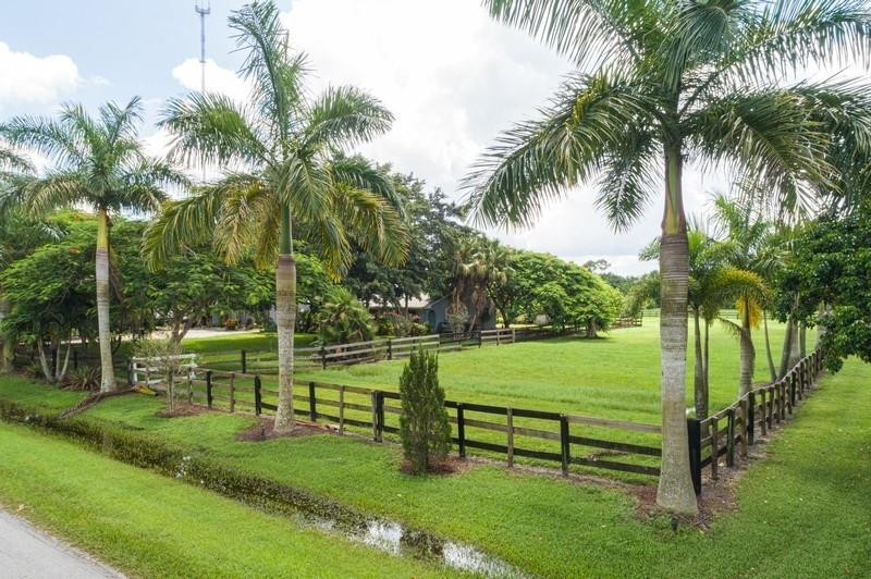 10782 58th Road South Lake Worth, FL 33449 - Photo 35 of 36 Photo 35