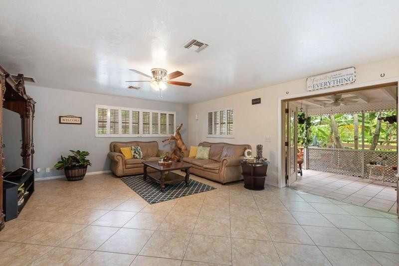 10782 58th Road South Lake Worth, FL 33449 - Photo 8 of 36 Photo 8