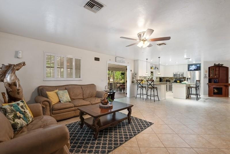 10782 58th Road South Lake Worth, FL 33449 - Photo 9 of 36 Photo 9