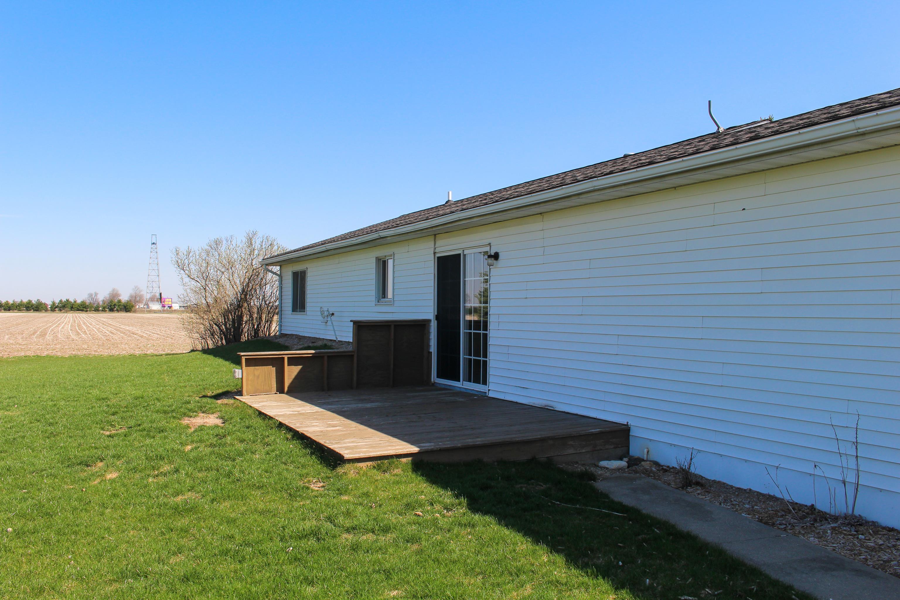 6398 South Leaton Road Shepherd, MI 48883 - Photo 3 of 29