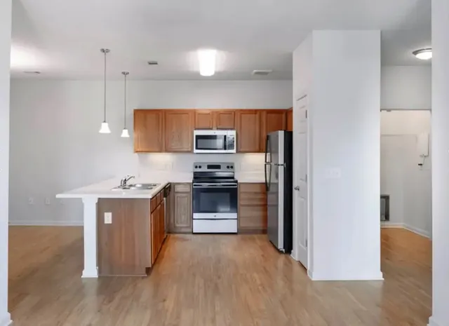 $1,059 | 1053 St James Avenue, Summerville, SC 29486