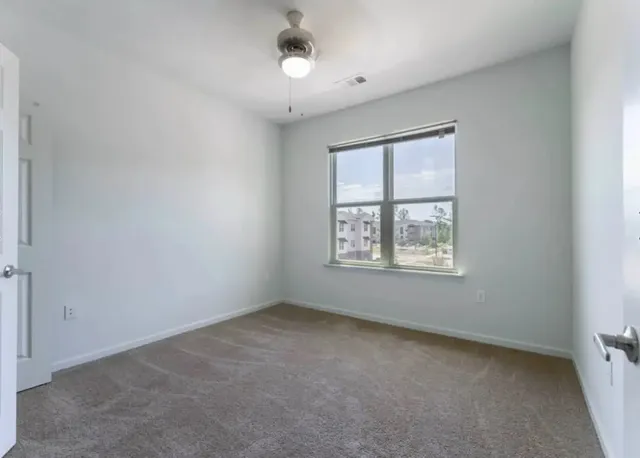 $1,059 | 1053 St James Avenue, Summerville, SC 29486