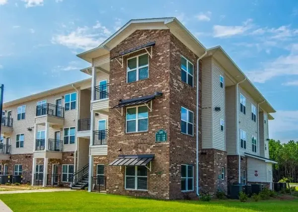 $1,059 | 1053 St James Avenue, Summerville, SC 29486