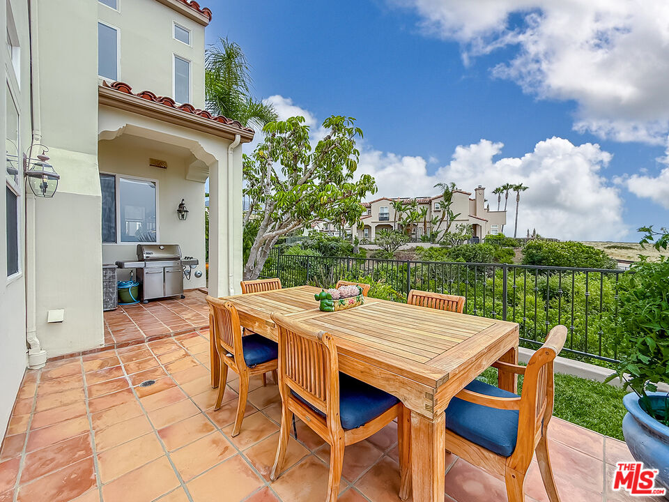 6416 Lunita Road, Unit 108 Malibu, CA 90265 - Photo 32 of 38