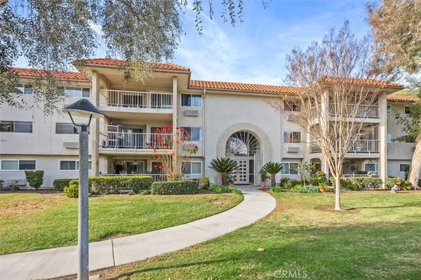 $3,000 | 3242 San Amadeo, Unit 2B, Laguna Woods, CA 92637