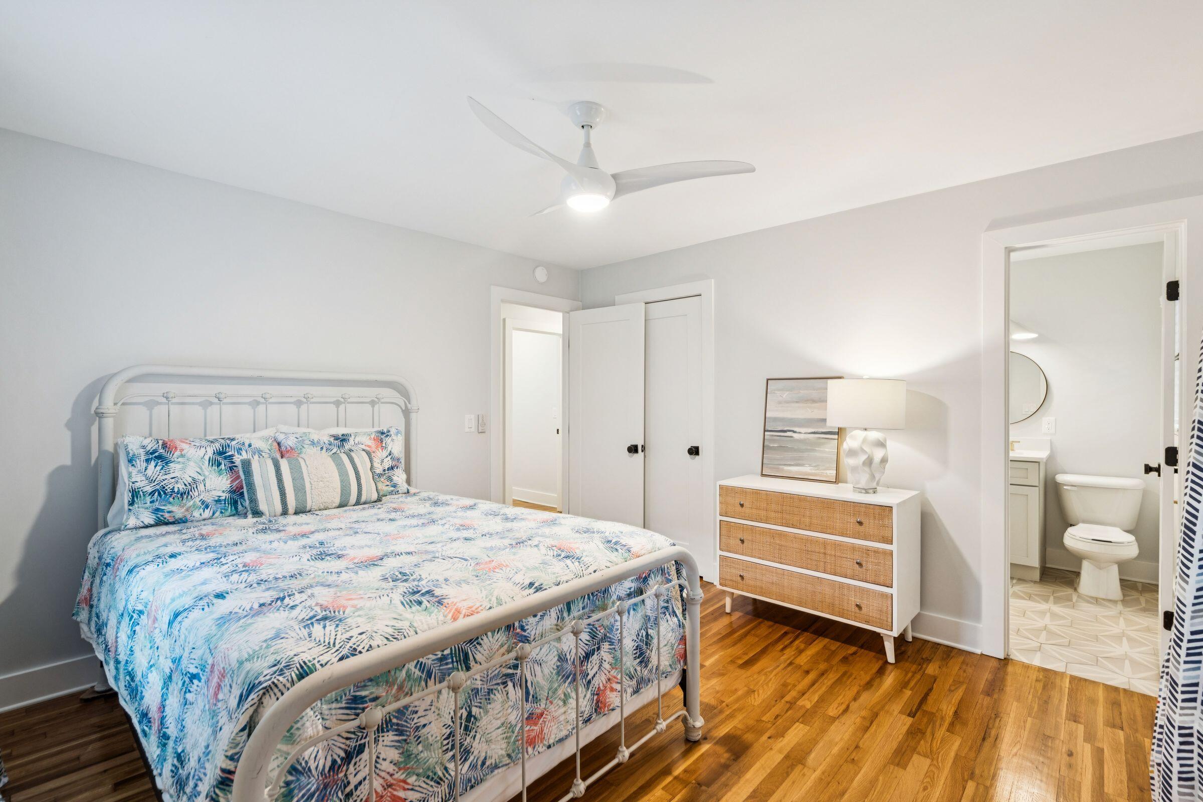 2906 Waterway Boulevard Isle of Palms, SC 29451 - Photo 21 of 36 2906WaterwayBlvd-KeenEyeMarketing-038