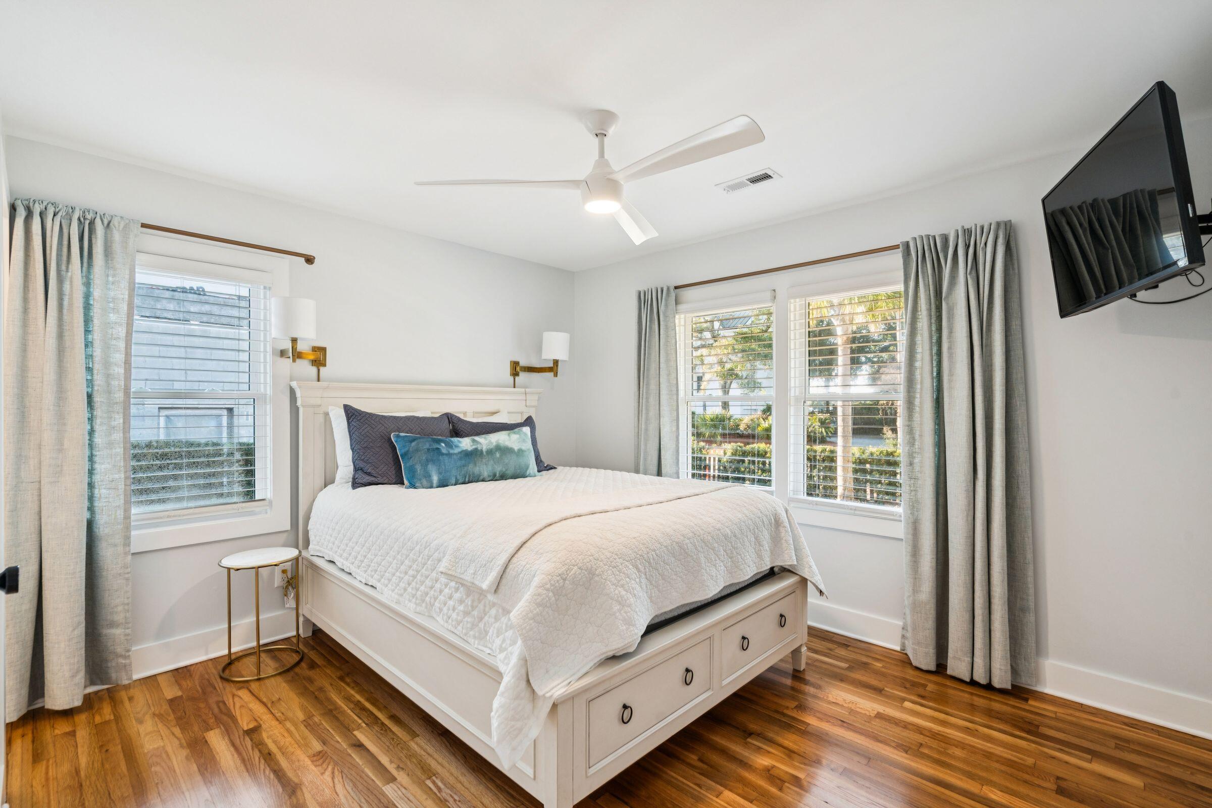 2906 Waterway Boulevard Isle of Palms, SC 29451 - Photo 23 of 36 2906WaterwayBlvd-KeenEyeMarketing-040