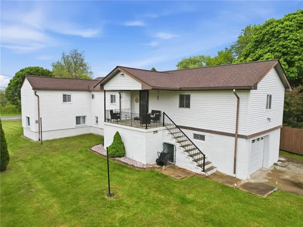$229,900 | 109 Gross Drive, Aliquippa, PA 15001