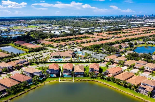 $10,000 | 13755 Luna Drive, Naples, FL 34109