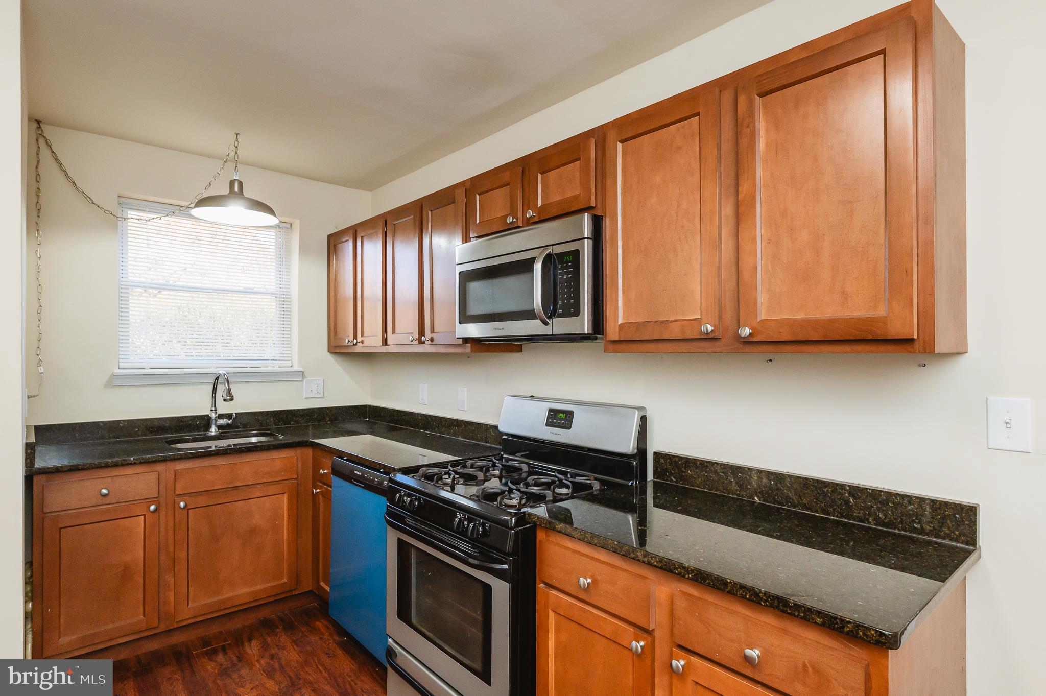 317 Kerneway Baltimore, MD 21212 - Photo 14 of 74