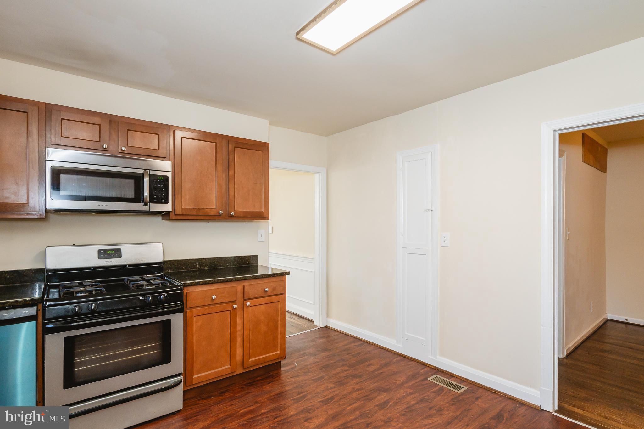 317 Kerneway Baltimore, MD 21212 - Photo 16 of 74