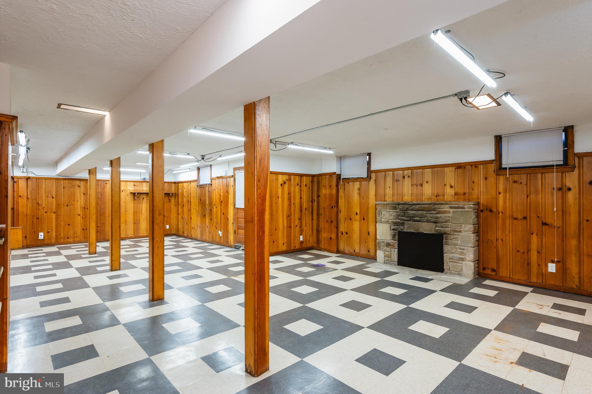 317 Kerneway Baltimore, MD 21212 - Photo 38 of 74