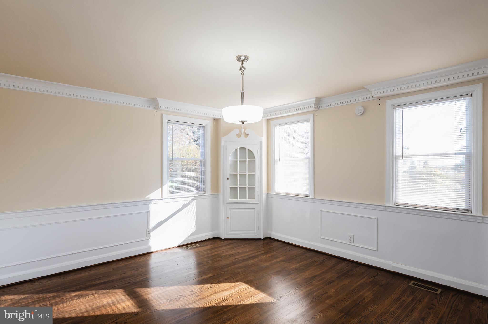 317 Kerneway Baltimore, MD 21212 - Photo 9 of 74