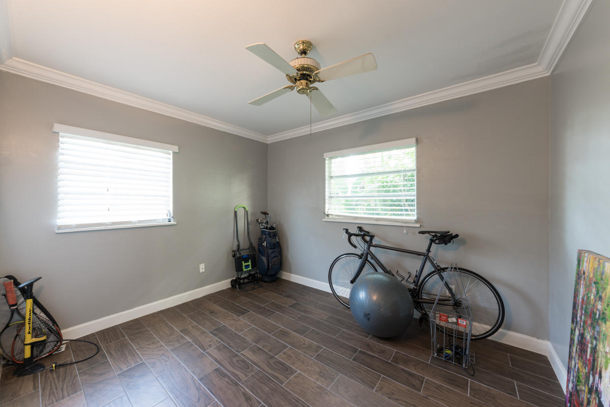 19 Forest Hills Lane Boca Raton, FL 33431 - Photo 11 of 19 19 Forest Hills Ln Guest Bed 2