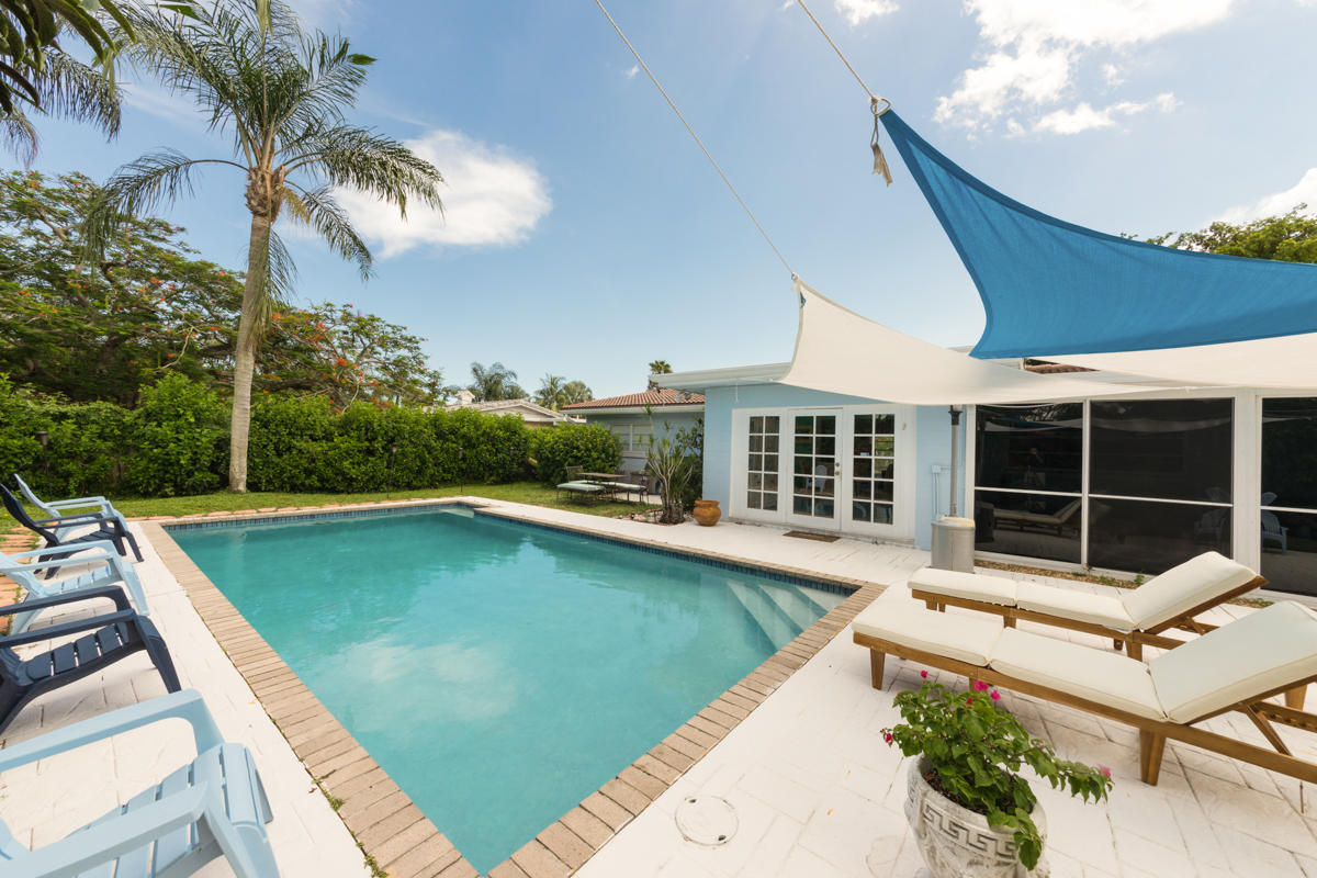 19 Forest Hills Lane Boca Raton, FL 33431 - Photo 18 of 19 19 Forest Hills Ln Pool 2