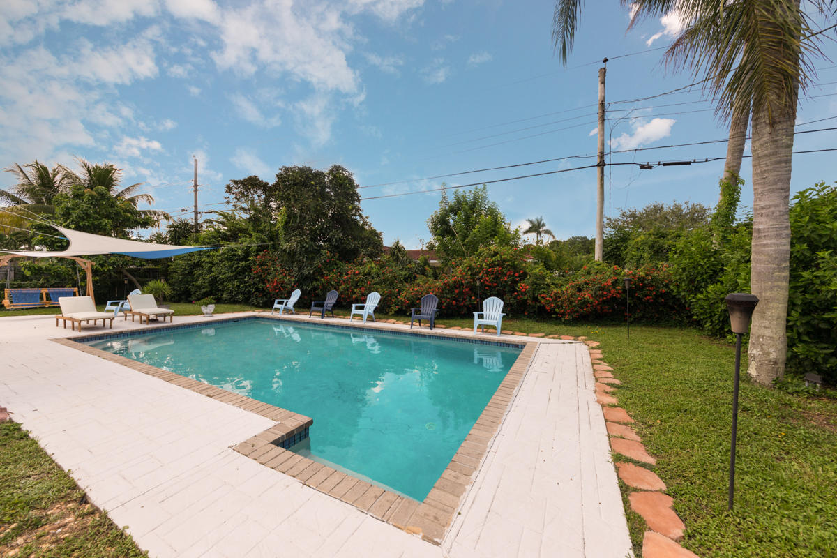 19 Forest Hills Lane Boca Raton, FL 33431 - Photo 19 of 19 19 Forest Hills Ln Pool 1