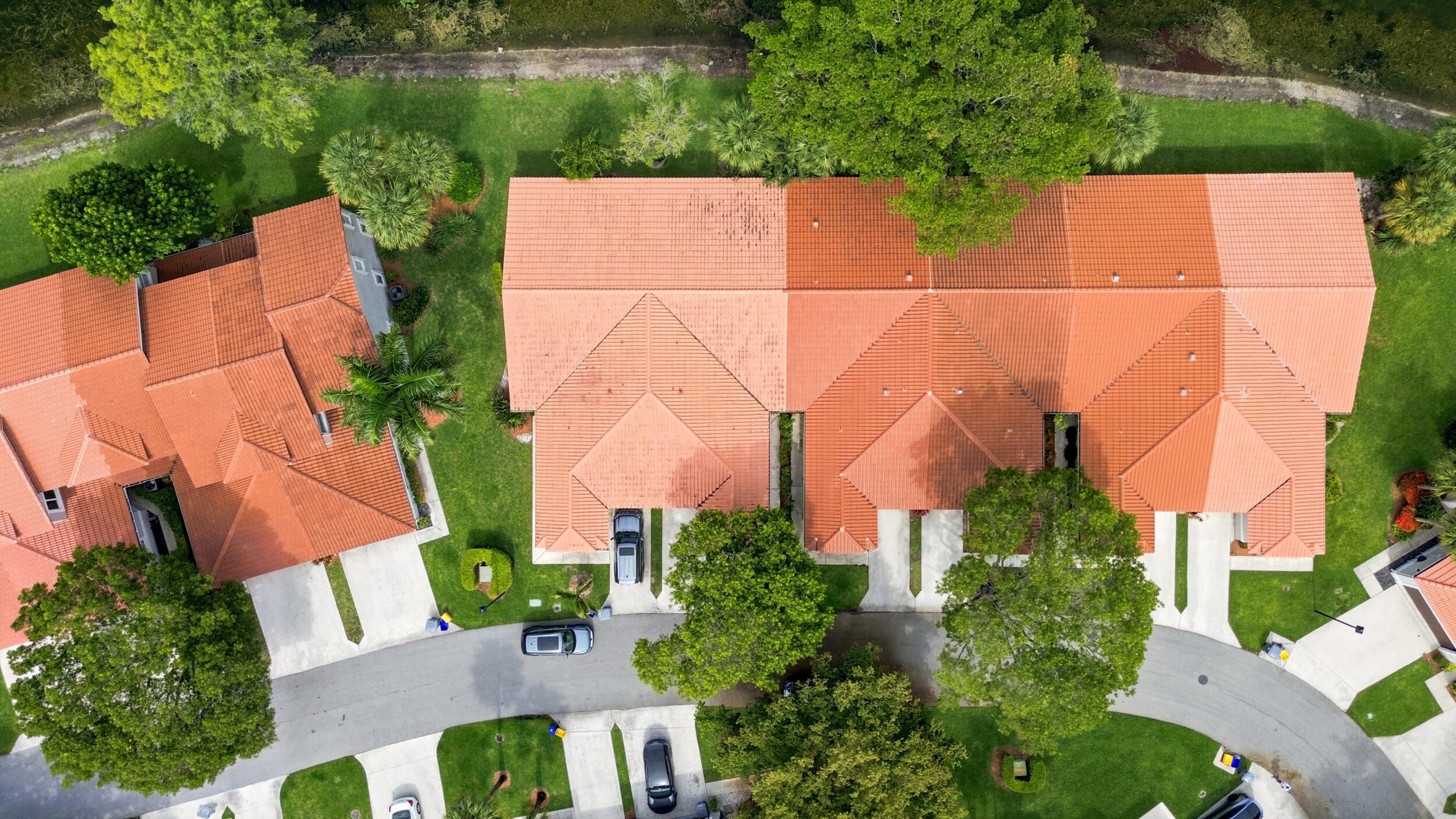 10432 Lake Vista Circle Boca Raton, FL 33498 - Photo 31 of 40 63_10432_lake_vista_cir_boca_raton_fl_33