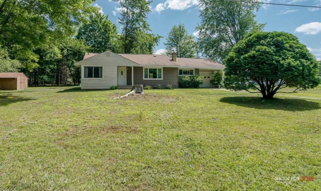 4126 Pillon Road Muskegon, MI 49445 - Photo 20 of 21 4126PillonRd016 LoRes