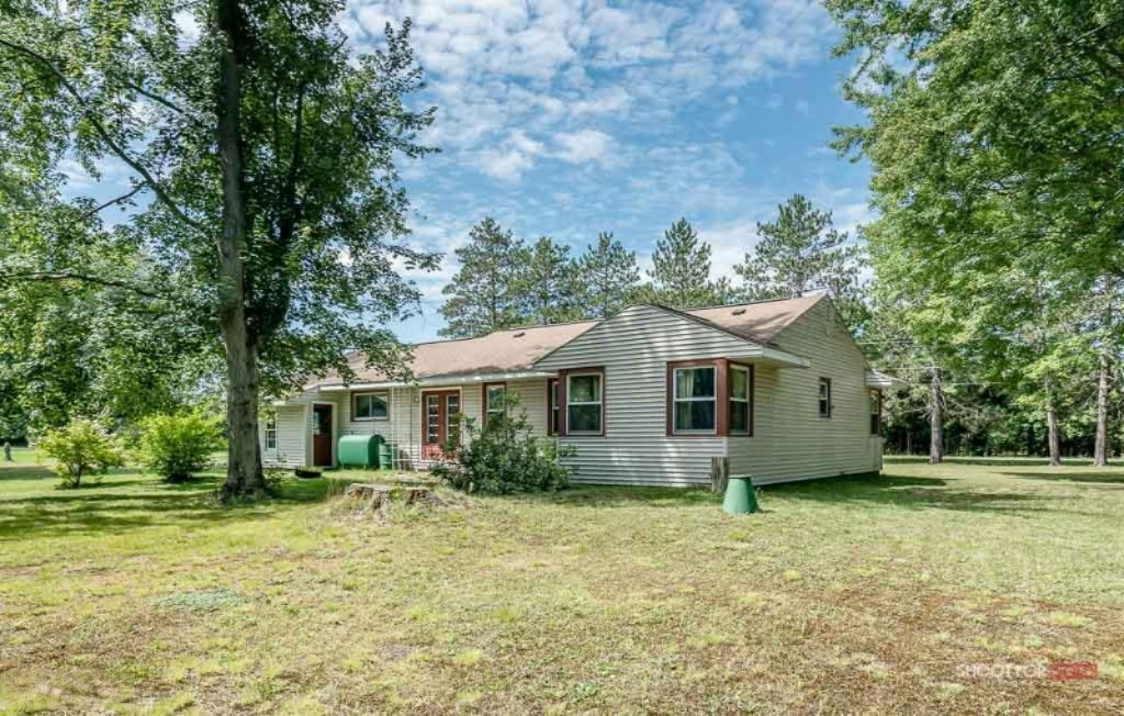 4126 Pillon Road Muskegon, MI 49445 - Photo 5 of 21 4126Pillon004 LoRes