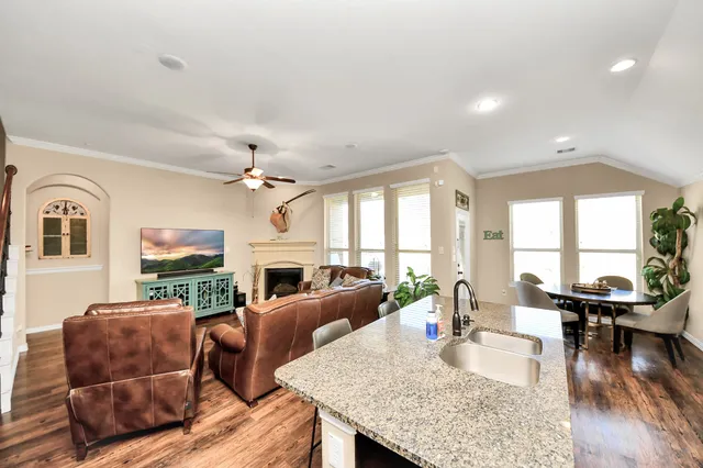 $425,000 | 7502 Simpson Springs Lane, Spring, TX 77389